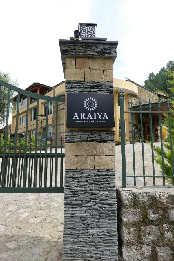 Hotel Araiya Pālampur Extérieur photo