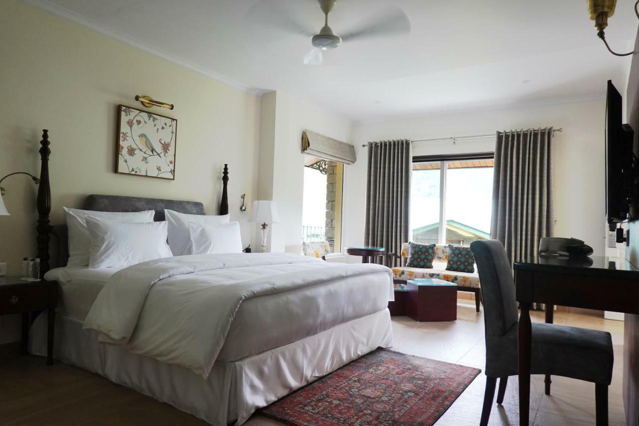 Hotel Araiya Pālampur Extérieur photo