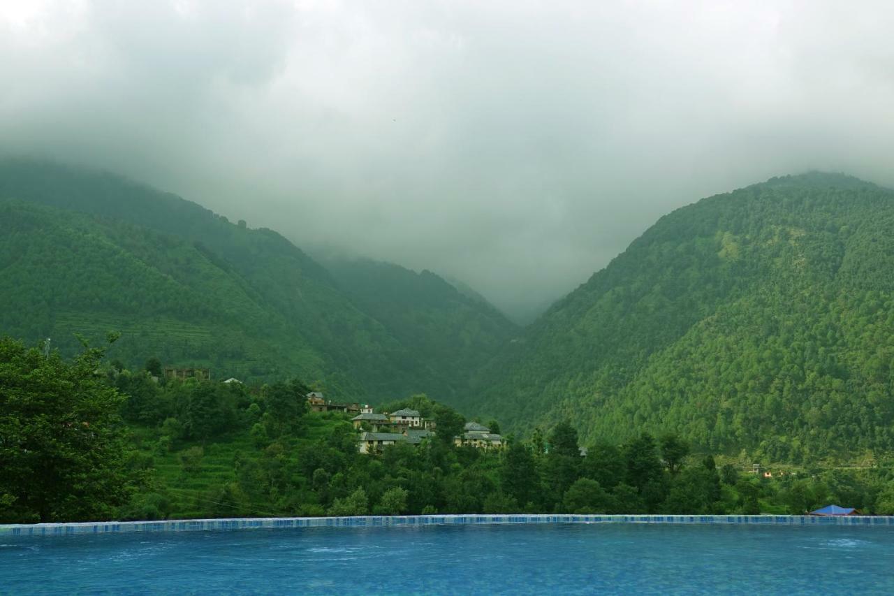 Hotel Araiya Pālampur Extérieur photo
